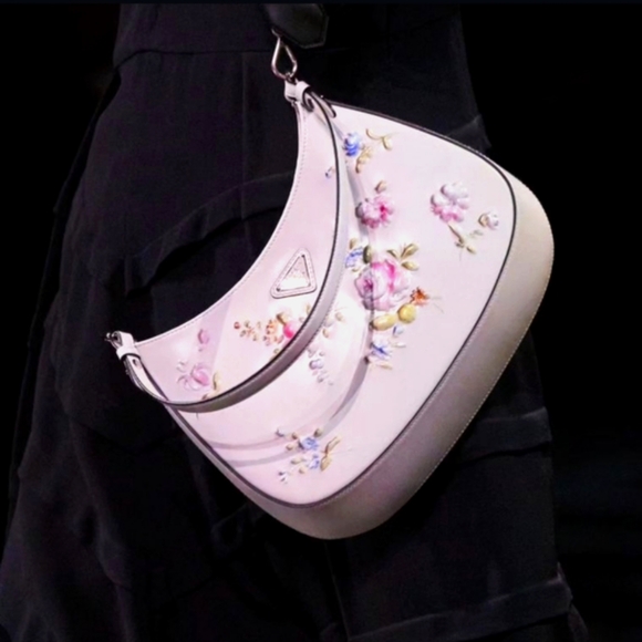 💯🩷PRADA CLEO🩷Hobo bag purse in pink nude - Picture 2 of 11